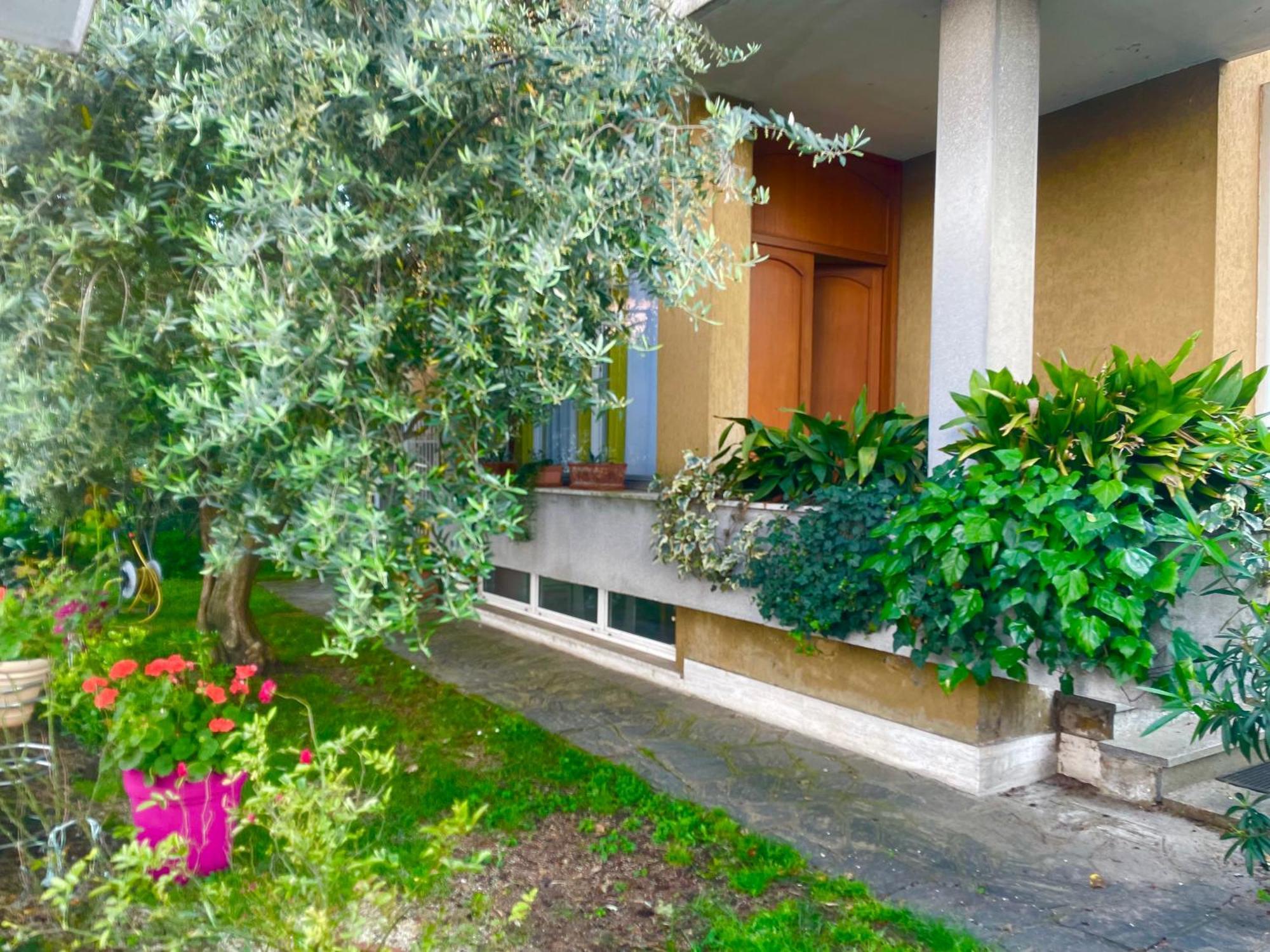 Appartamento Tra Monza E Milano Muggiò Exterior foto